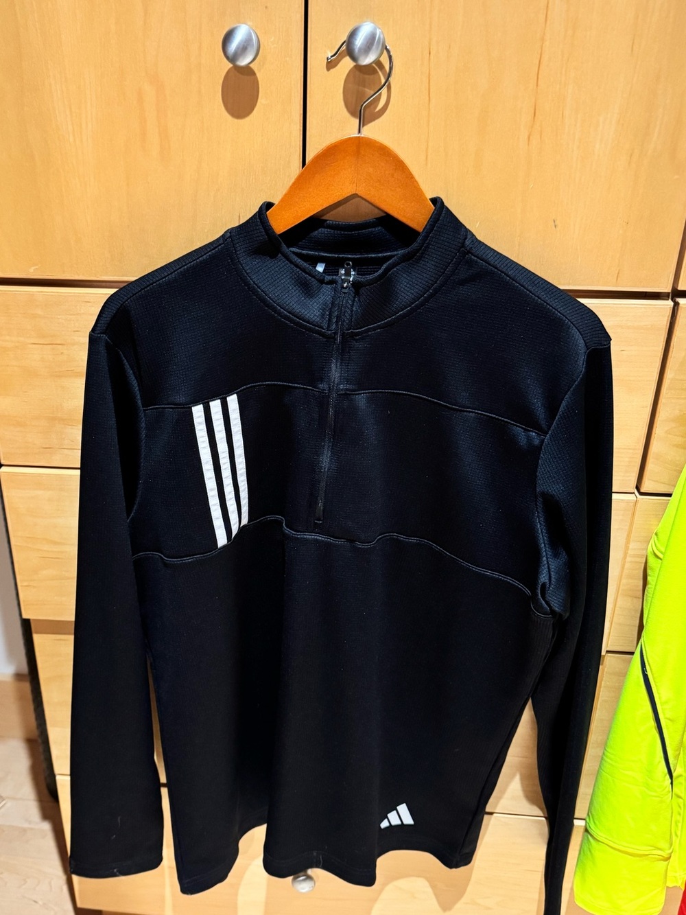2 Adidas Training Tops. Large. Excellent condition. - Picture 2 of 3